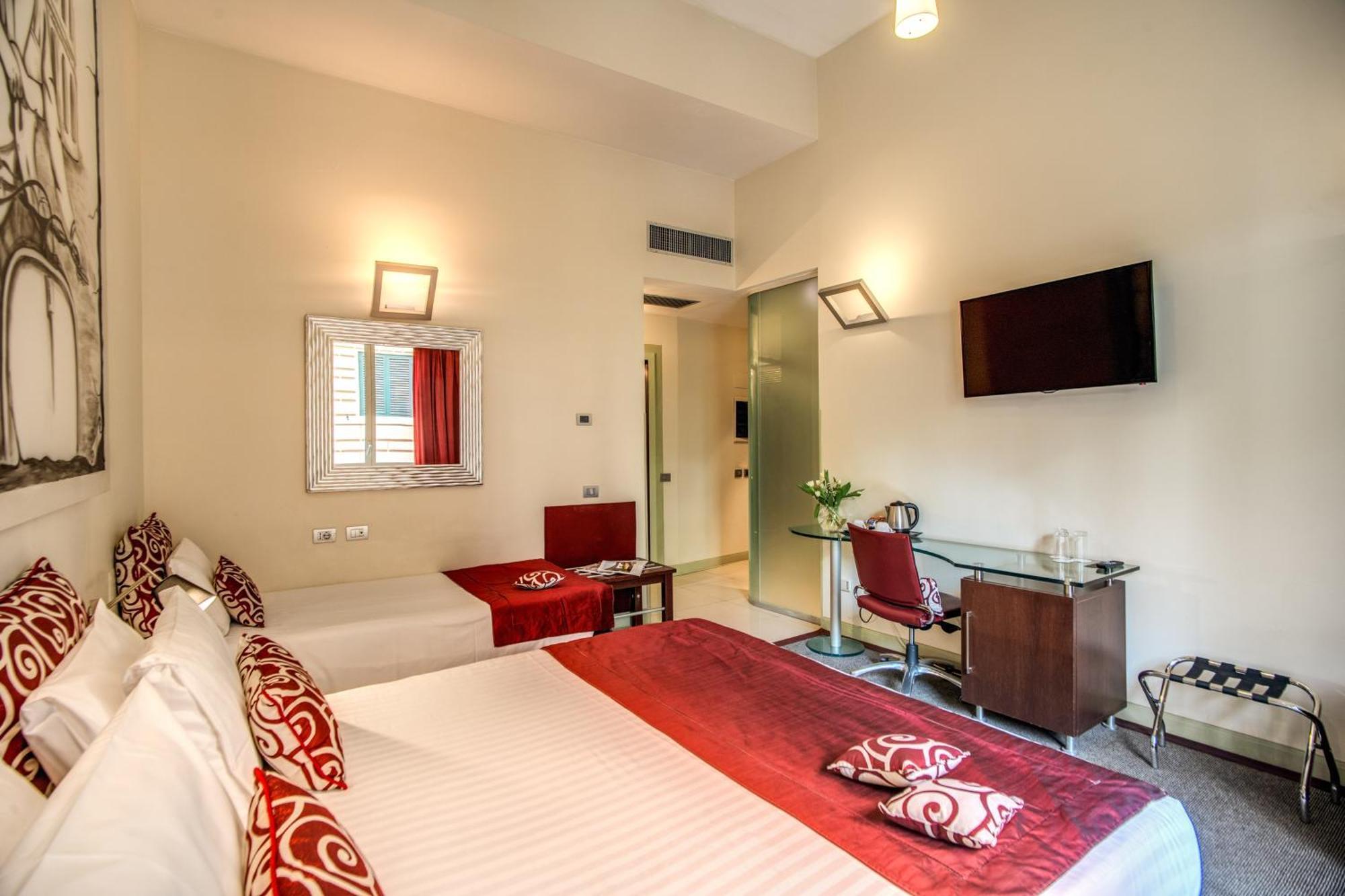 La Griffe Hotel Roma Exteriér fotografie A room at the hotel