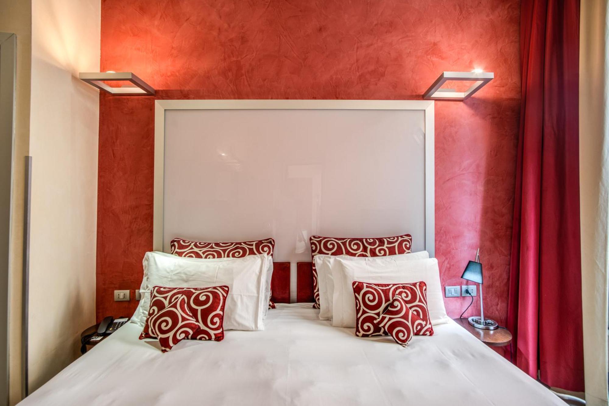La Griffe Hotel Roma Exteriér fotografie A room at the hotel
