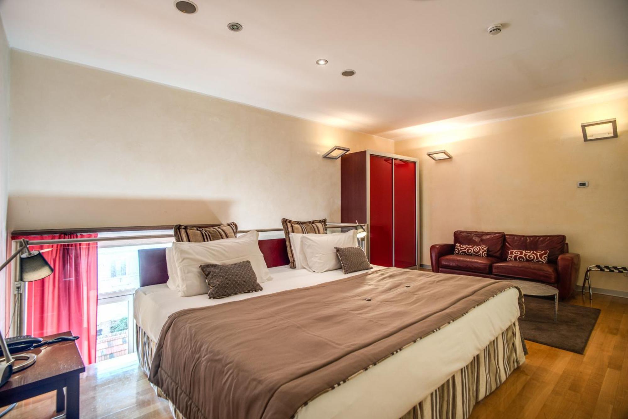 La Griffe Hotel Roma Exteriér fotografie A room at the hotel