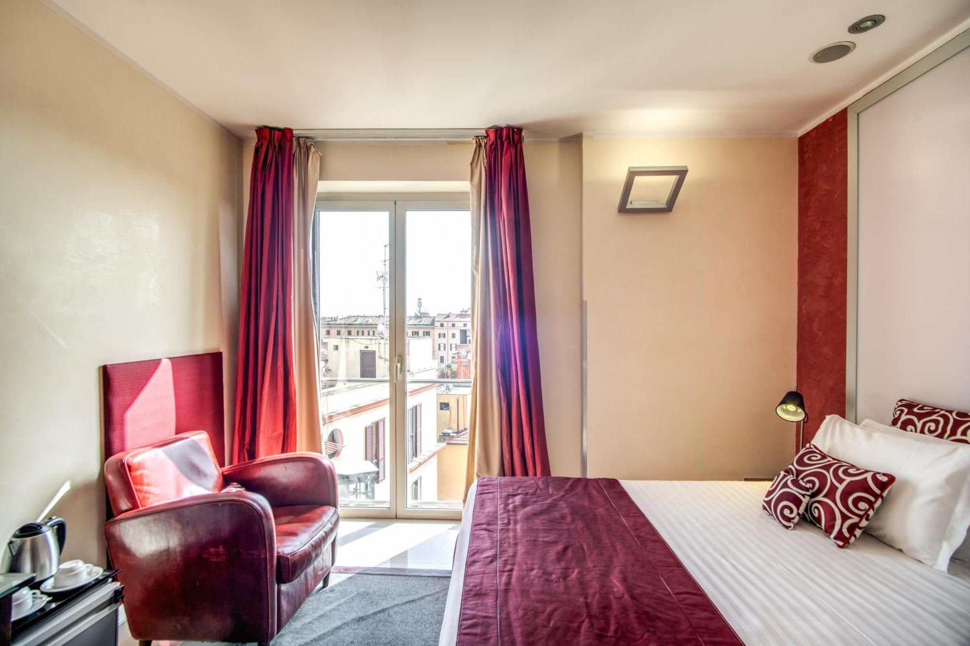 La Griffe Hotel Roma Exteriér fotografie A room at the hotel